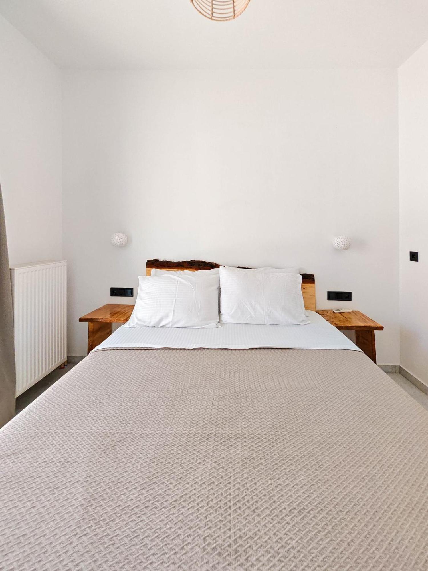 Paraga Suites Naxos City ภายนอก รูปภาพ