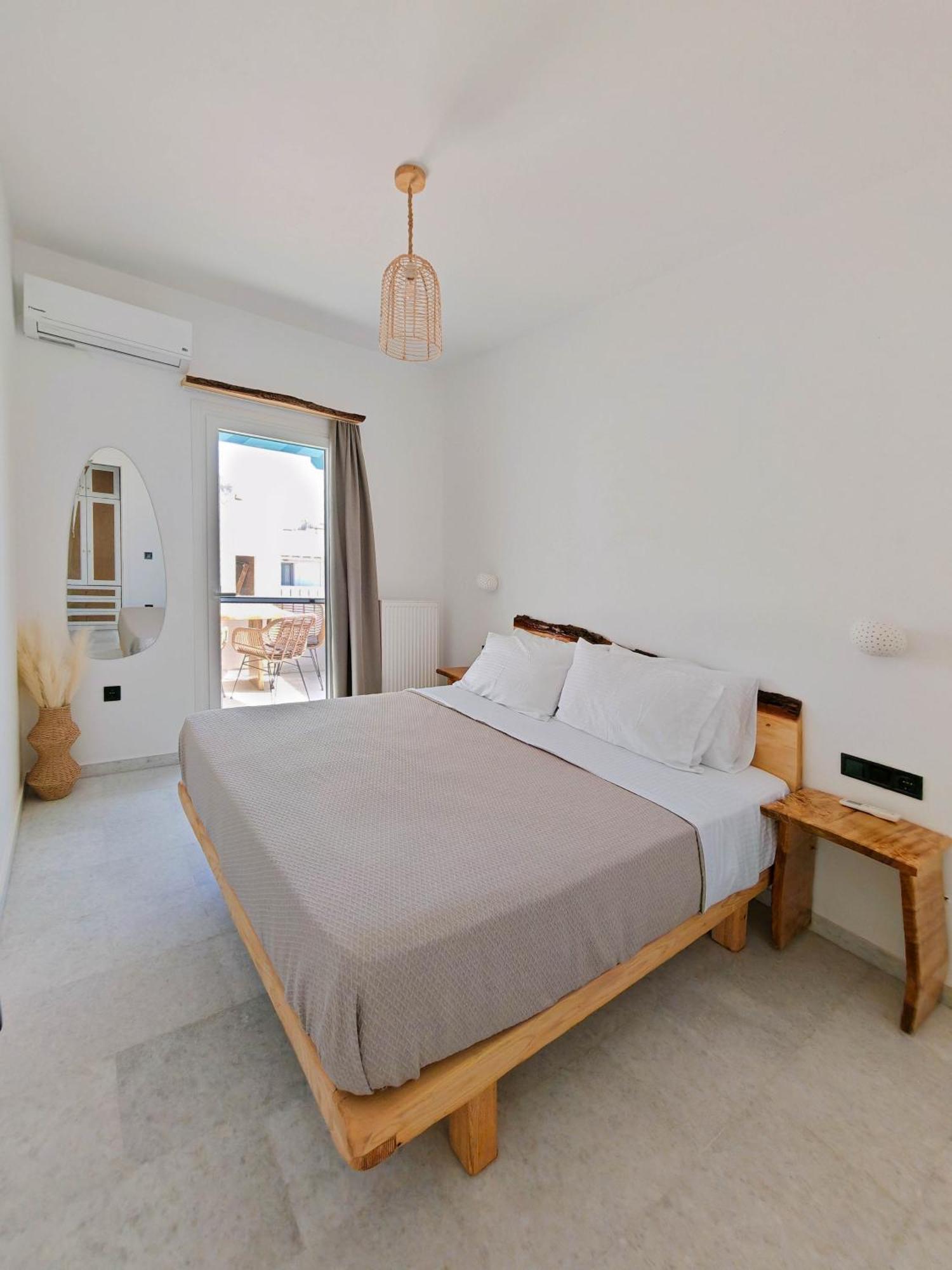 Paraga Suites Naxos City ภายนอก รูปภาพ