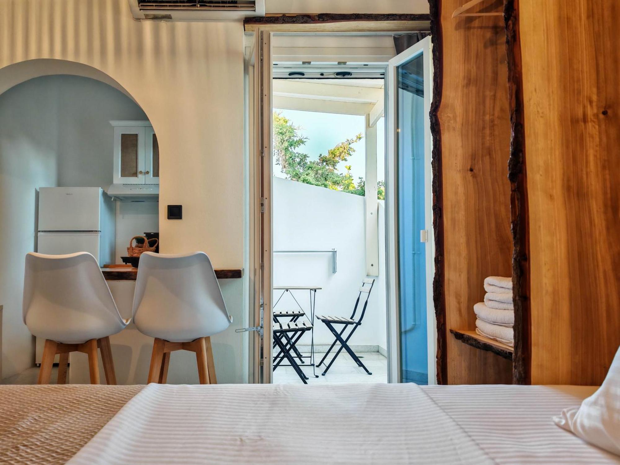 Paraga Suites Naxos City ภายนอก รูปภาพ